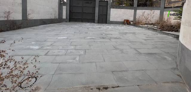 Մեկ հարկանի քարե տուն Ազատության պողոտայում Արաբկիրում, 370 ք.մ., 3+ սանհանգույց, եվրովերանորոգված