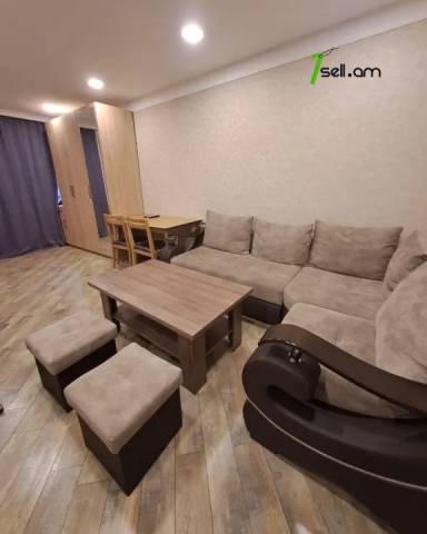 2 սենյականոց բնակարան Մխիթար Հերացի փողոցում, 50 ք.մ., 1/5 հարկ, եվրովերանորոգված, քարե շենք