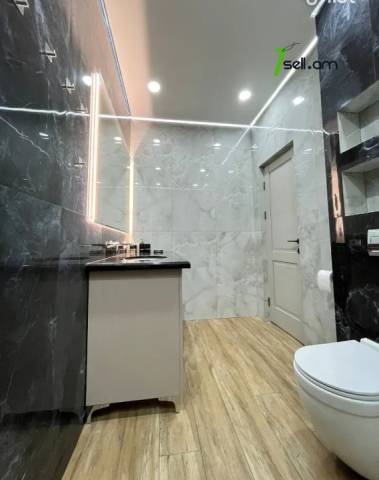 2 սենյականոց բնակարան նորակառույց շենքում Կարապետ Ուլնեցու փողոցում, 68 քմ, 6/16 հարկ