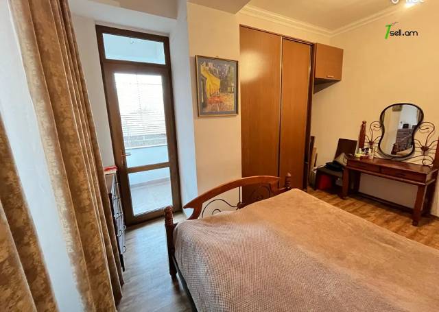 3 սենյականոց բնակարան նորակառույց շենքում Ադոնցի փողոցում, 82 քմ, 2/8 հարկ, 2 սանհանգույց