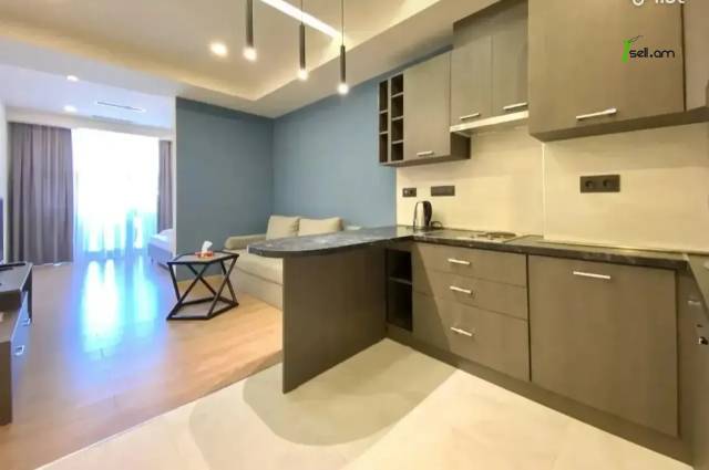 1 սենյականոց բնակարան նորակառույց շենքում Եզնիկ Կողբացու փողոցում, 39 ք.մ., 5/22 հարկ