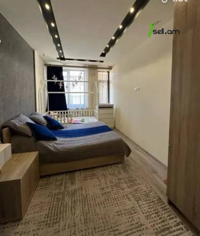 3 սենյականոց բնակարան նորակառույց շենքում Ազատության պողոտայում, 70 քմ, բարձր առաստաղներ