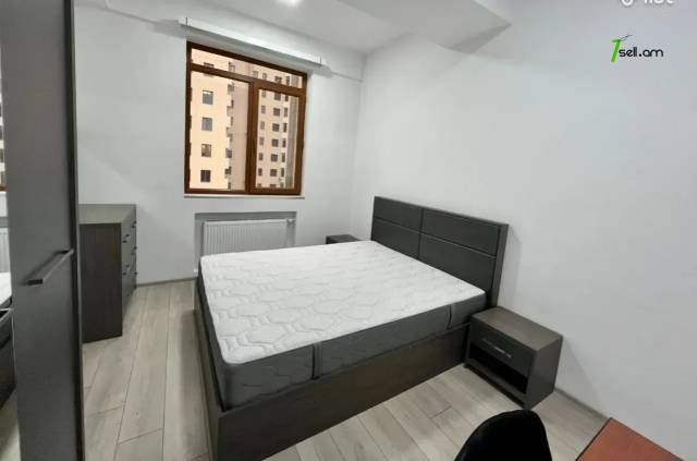 3 սենյականոց բնակարան նորակառույց շենքում Վաղարշ Վաղարշյան փողոցում, 85 ք.մ., 2 սանհանգույց