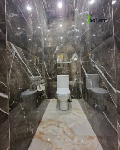 Երկու հարկանի քարե տուն Ժակ Իվ Կուստոյի փողոցում Էրեբունիում, 390 ք.մ., 3+ սանհանգույց