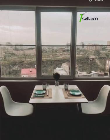 Ընդարձակ 1 սենյականոց բնակարան Հակոբ Հակոբյան փողոցում, 54 քմ, 8/14 հարկ, կոսմետիկ վերանորոգում