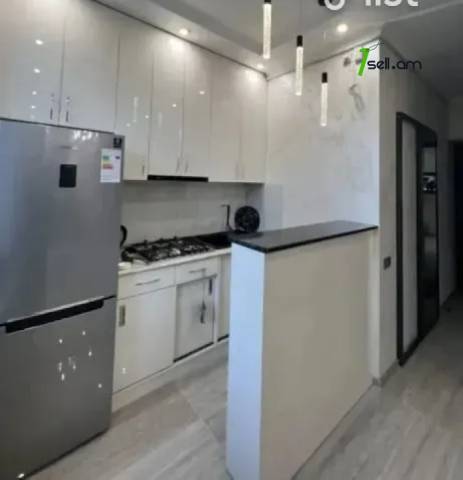 2 սենյականոց բնակարան Կոմիտասի պողոտայում, 41 ք.մ., բարձր առաստաղներ, դիզայներական ոճով վերանորոգված