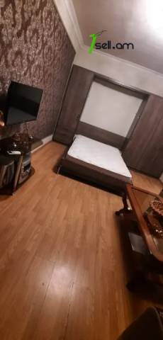 1 սենյականոց բնակարան Արտաշիսյան փողոցում, 41 ք.մ., նախավերջին հարկ, կոսմետիկ վերանորոգում