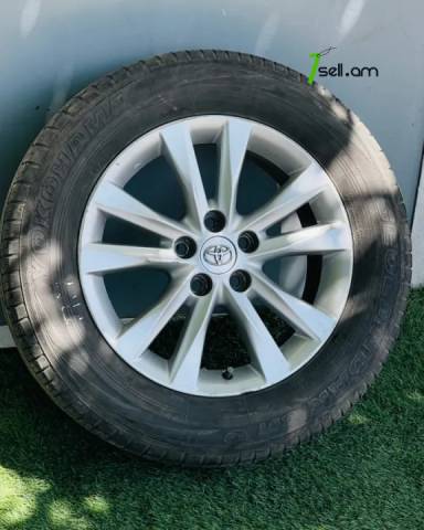 GGG.R17 5x114.3 Toyota rav4 4հատ Անիվներ անվահեծերով, Yokohama 60-70% անվադողեր, 225/65 R17