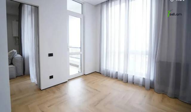 3 սենյականոց բնակարան նորակառույց շենքում Ֆուչիկի փողոցում, 65 քմ, նախավերջին հարկ, 2 սանհանգույց