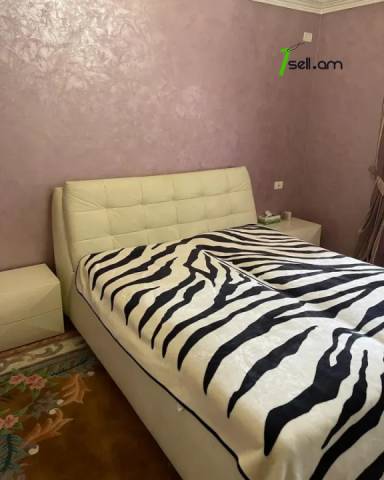 6 սենյականոց բնակարան նորակառույց շենքում Բաբայան փողոցում, 180 ք.մ., 2 սանհանգույց