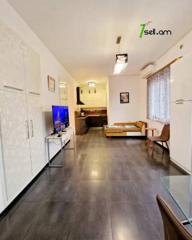 3 սենյականոց բնակարան Մեսրոպ Մաշտոցի պողոտայում, 92 ք.մ., բարձր առաստաղներ, եվրովերանորոգված