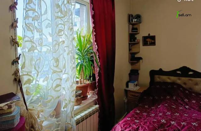 3 սենյականոց բնակարան Նելսոն Ստեփանյան փողոցում, 76 ք.մ., մի քանի պատշգամբ, կոսմետիկ վերանորոգում