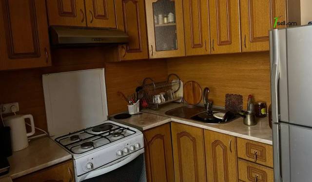 3 սենյականոց բնակարան նորակառույց շենքում Բայրոնի փողոցում, 70 քմ, 2/5 հարկ, կապիտալ վերանորոգված