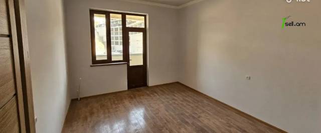 3 սենյականոց բնակարան նորակառույց շենքում Մոնթե Մելքոնյան փողոցում, 101 ք.մ., 5/16 հարկ