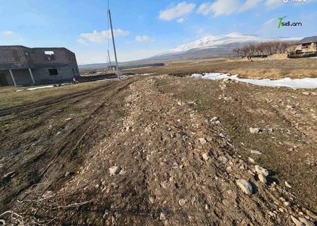 Հողատարածք բնակելի շինությունների համար, Улица Егварда Нати Եղվարդում, 800 քմ