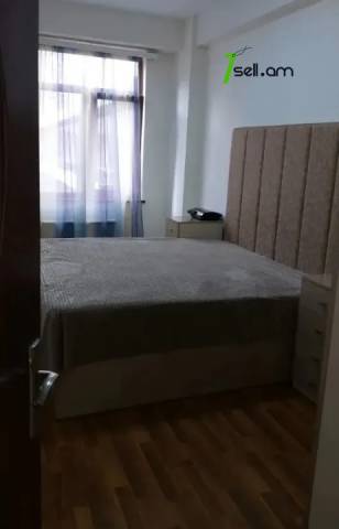 3 սենյականոց բնակարան նորակառույց շենքում Նիկողայոս Ադոնցի փողոցում, 86 ք.մ., 2/8 հարկ