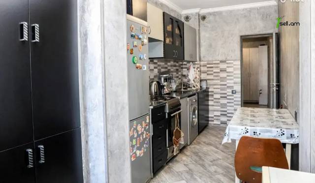 3 սենյականոց բնակարան Վիլնյուսի փողոցում, 80 ք.մ., 7/9 հարկ, եվրովերանորոգված