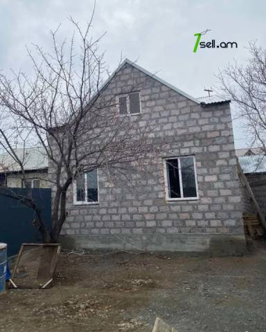 Մեկ հարկանի քարե տուն 22-րդ փողոցում Գեղանիստում, 330 ք.մ., մասնակի վերանորոգում