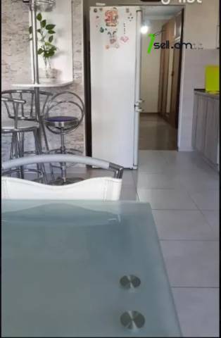 3 սենյականոց բնակարան, Հովհաննիսյան թաղամաս, 64 ք.մ., 7/9 հարկ, կապիտալ վերանորոգված