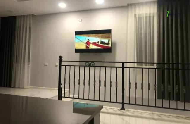 Երկու հարկանի քարե տուն Արմենակ Արմենակյան փողոցում Նորք Մարաշում, 60 քմ, եվրովերանորոգված