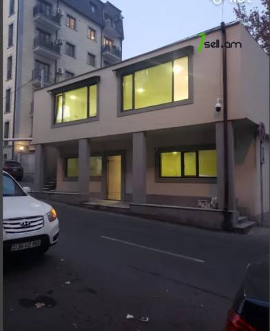 Բազմաֆունկցիոնալ գույք Սևաստոպոլյան փողոցում Արաբկիրում, 157 քմ