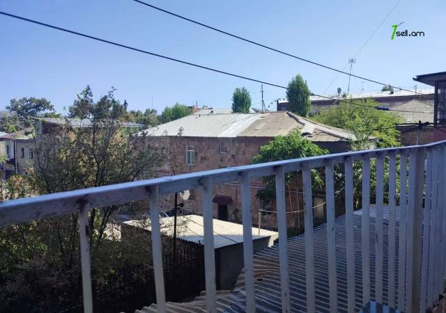 1 սենյականոց բնակարան, Ազատության պողոտա 2-րդ նրբանցք, 45 ք.մ., 3/9 հարկ, կապիտալ վերանորոգված