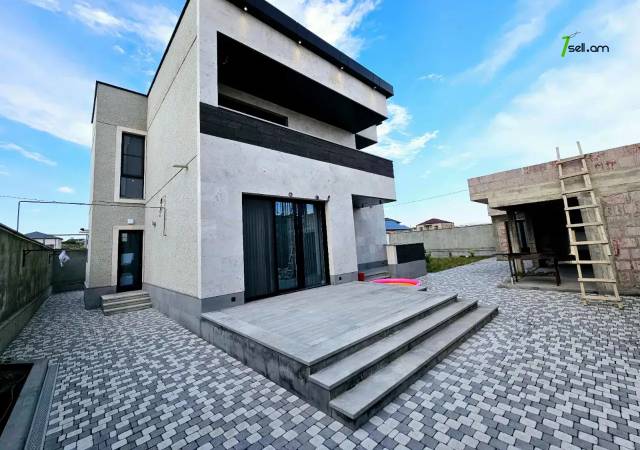 Երկու հարկանի տուն Մուշ փողոցում Քասախում, 865 ք.մ., 3+ սանհանգույց, կապիտալ վերանորոգված