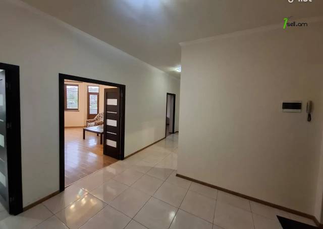 2 սենյականոց բնակարան նորակառույց շենքում Պարույր Սևակի փողոցում, 83 քմ, 8/14 հարկ, բարձր առաստաղներ