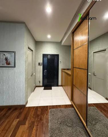 4 սենյականոց բնակարան նորակառույց շենքում Հայրիկ Մուրադյան փողոցում, 149 ք.մ., 3/18 հարկ