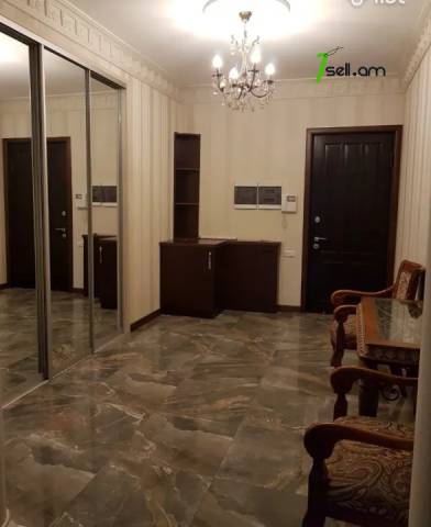 4 սենյականոց բնակարան նորակառույց շենքում Վարդանանց փողոցում, 190 քմ, 17/20 հարկ, 2 սանհանգույց