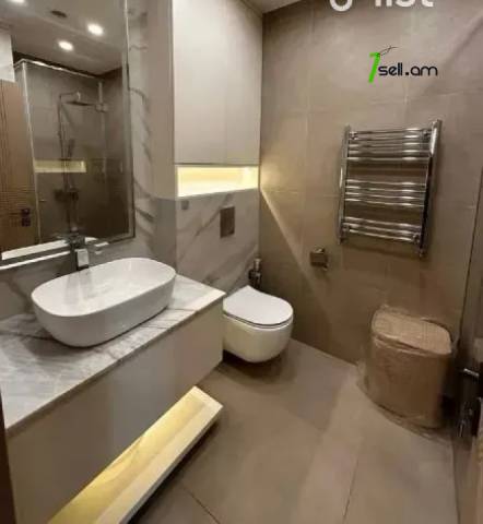 4 սենյականոց բնակարան նորակառույց շենքում Հովսեփ Արղության փողոցում, 105 քմ, 10/14 հարկ