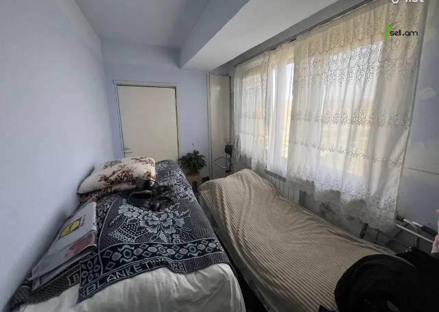 3 սենյականոց բնակարան Խաղաղ Դոնի փողոցում, 64 քմ, նախավերջին հարկ, կոսմետիկ վերանորոգում