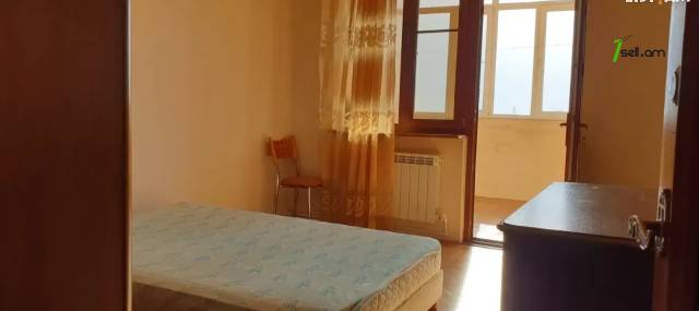 Երկու հարկանի քարե տուն Արաբկիրում, 200 ք.մ., 2 սանհանգույց, եվրովերանորոգված