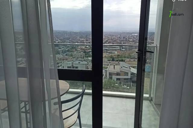 2 սենյականոց բնակարան նորակառույց շենքում Քանաքեռ Զեյթունում, 60 ք.մ., բարձր առաստաղներ, 10/16 հարկ