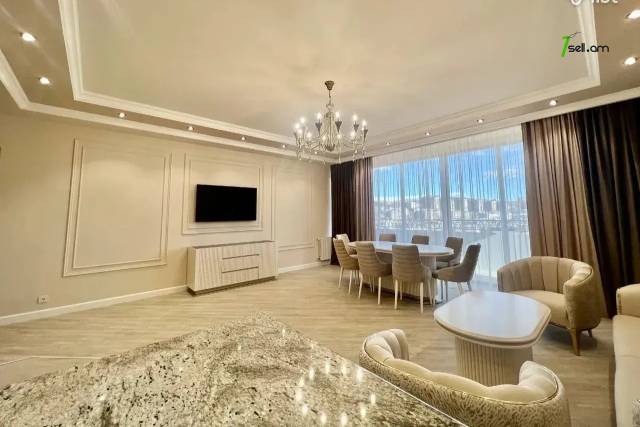 3 սենյականոց բնակարան նորակառույց շենքում Դավիթ Անհաղթի փողոցում, 115 քմ, 11/15 հարկ, 2 սանհանգույց