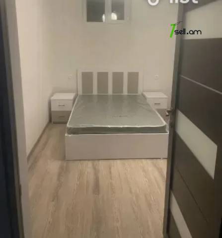 Մեկ հարկանի քարե տուն, Silikyan 3rd Street Աջափնյակում, 75 ք.մ., եվրովերանորոգված