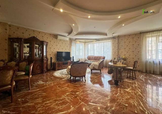 5 սենյականոց բնակարան Մհեր Մկրտչյան փողոցում, 210 քմ, նախավերջին հարկ, 2 սանհանգույց