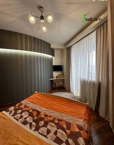 4 սենյականոց բնակարան նորակառույց շենքում Հայրիկ Մուրադյան փողոցում, 149 ք.մ., 3/18 հարկ