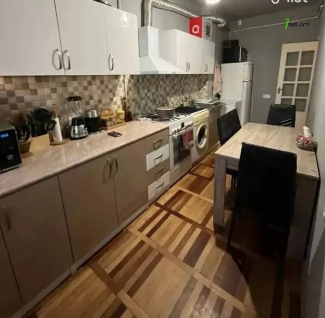 3 սենյականոց բնակարան, Դավթաշենի 3-րդ զանգված, 73 քմ, նախավերջին հարկ, կոսմետիկ վերանորոգում