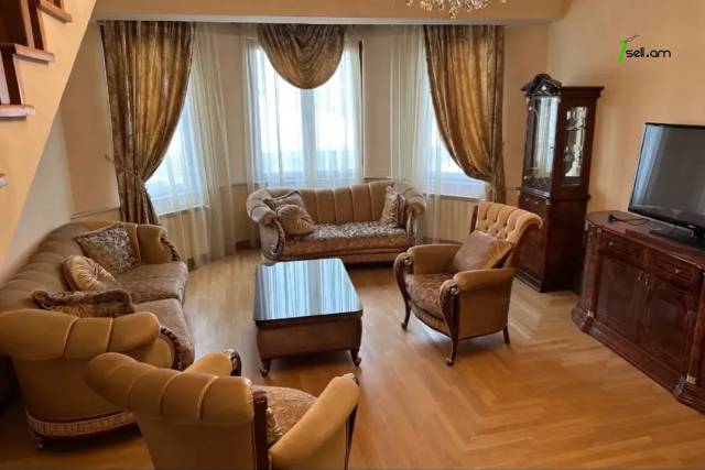 5 սենյականոց բնակարան նորակառույց շենքում Եզնիկ Կողբացու փողոցում, 180 ք.մ., 2 սանհանգույց