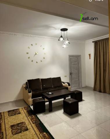 2 սենյականոց բնակարան նորակառույց շենքում Վարդան Աճեմյանի փողոցում, 45 ք.մ., կապիտալ վերանորոգված