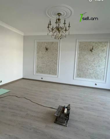 Երկու հարկանի տուն Մելքումով փողոցում Դավթաշենում, 190 քմ, 2 սանհանգույց