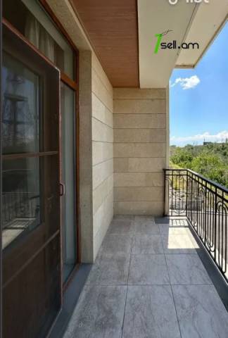 3 սենյականոց բնակարան նորակառույց շենքում Լուսինե Զաքարյան փողոցում, 78 քմ, 2/7 հարկ, 2 սանհանգույց