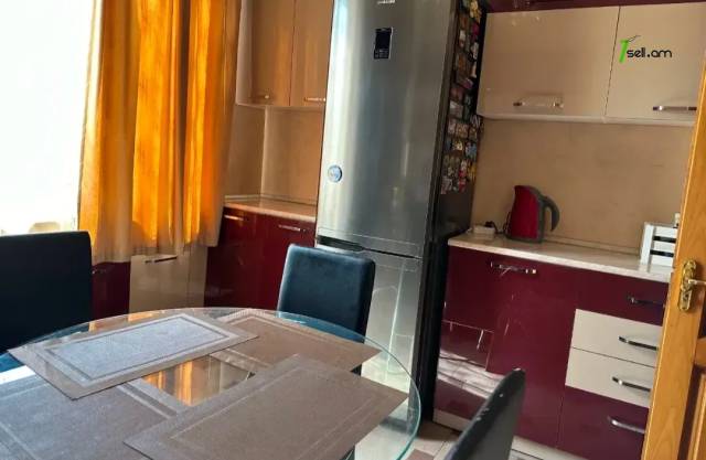 3 սենյականոց բնակարան Տերյան փողոցում, 90 քմ, 5/7 հարկ, դիզայներական ոճով վերանորոգված, քարե շենք