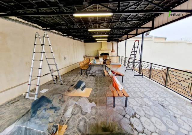 Երկու հարկանի քարե տուն, Նոյ թաղամաս Աջափնյակում, 840 ք.մ., 3+ սանհանգույց, եվրովերանորոգված