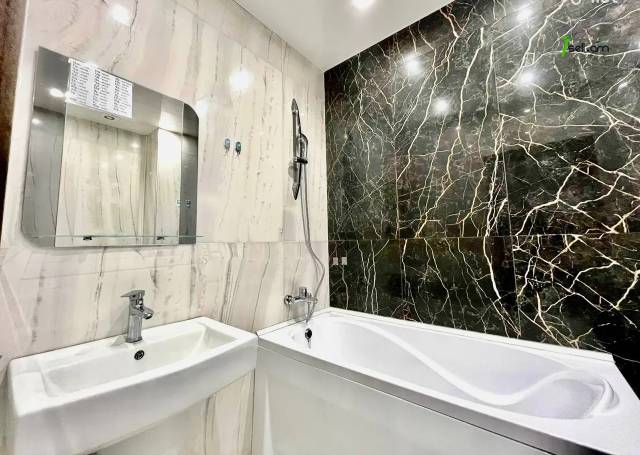 2 սենյականոց բնակարան նորակառույց շենքում Պարույր Սևակի փողոցում, 72 ք.մ., 13/18 հարկ