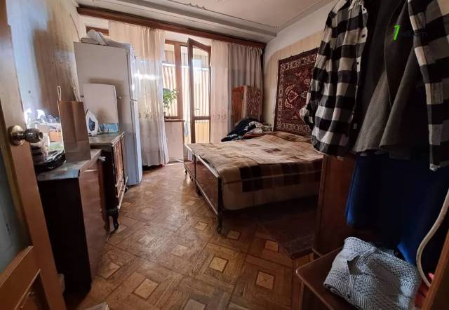 4 սենյականոց բնակարան Պուշկինի փողոցում, 125 ք.մ., 2 սանհանգույց, նախավերջին հարկ