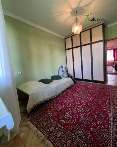3 սենյականոց բնակարան Սարյանի փողոցում, 88 ք.մ., 2 սանհանգույց, 3/9 հարկ, կապիտալ վերանորոգված