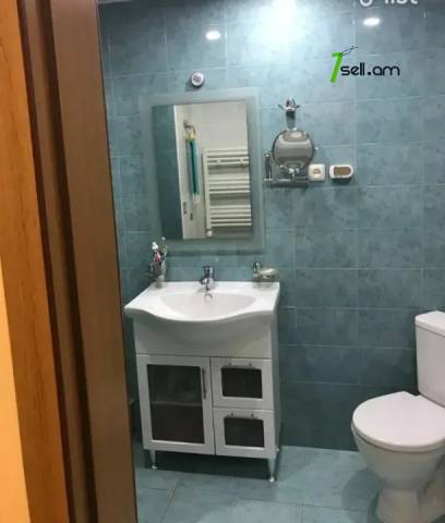 2 սենյականոց բնակարան նորակառույց շենքում Ռուբեն Սևակի փողոցում, 60 ք.մ., 2/6 հարկ, բարձր առաստաղներ