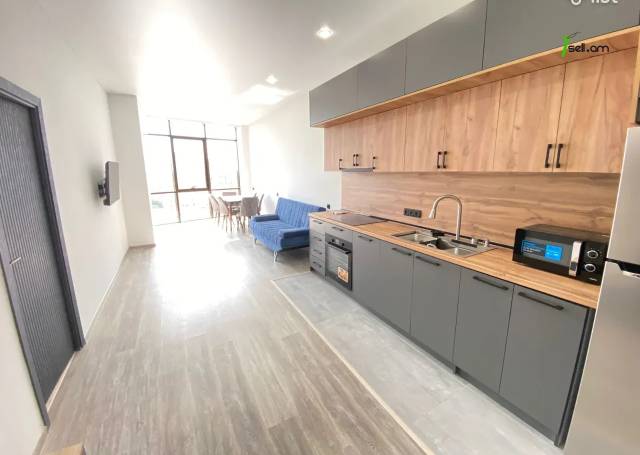 3 սենյականոց բնակարան նորակառույց շենքում Վարդանանց փողոցում, 73 քմ, 10/16 հարկ, բարձր առաստաղներ